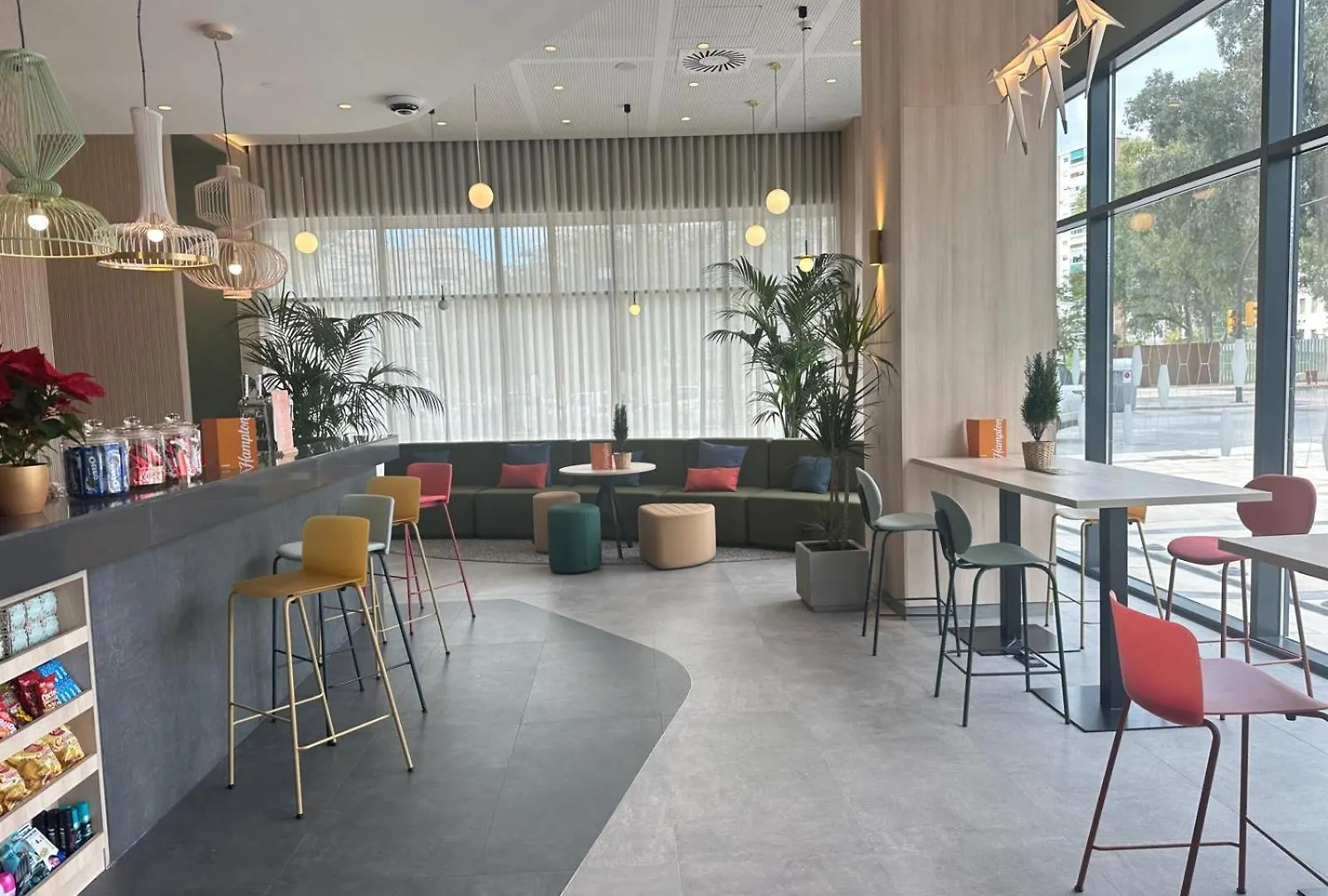 Aq 21 Floor 3 Bed Apartment Malaga Spain